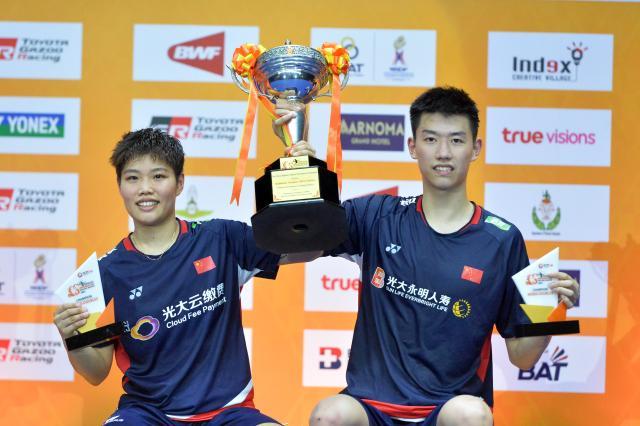 半岛体育-国羽混双新组合冲进前20创新高 单打排名集体上升